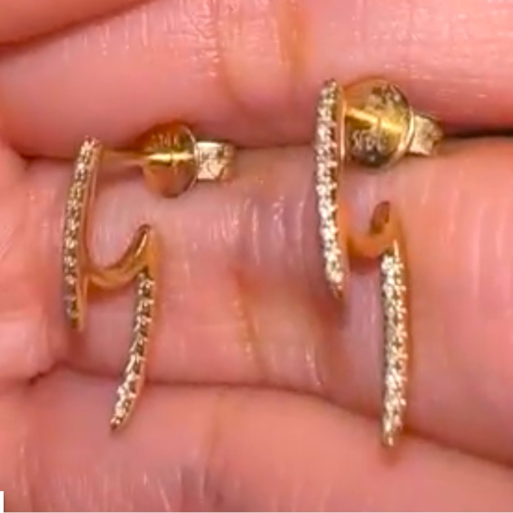 Natural Diamond Pave in Solid 14kt Yellow Gold Earrings, Excellent Condition